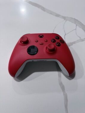 Microsoft Xbox Series X|S Wireless Controller Red and White